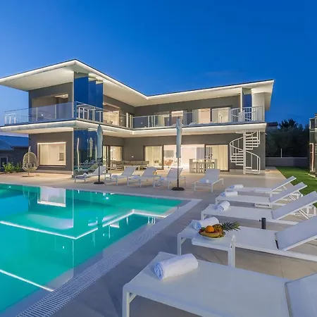 Gabrijela Villa Kaštelir